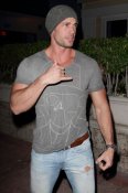 0718-william-levy-00-480x720-450x675